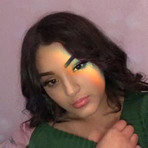 Meet your Posher, Brianna